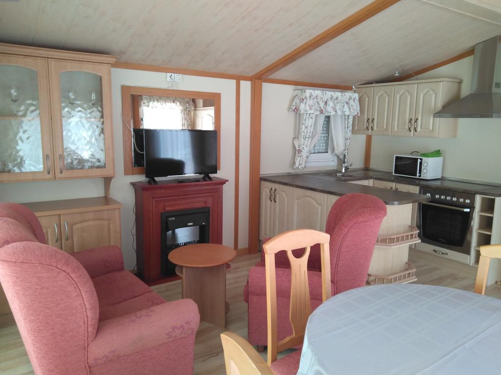 Camping Fuentes Blancas Burgo Eksteriør bilde