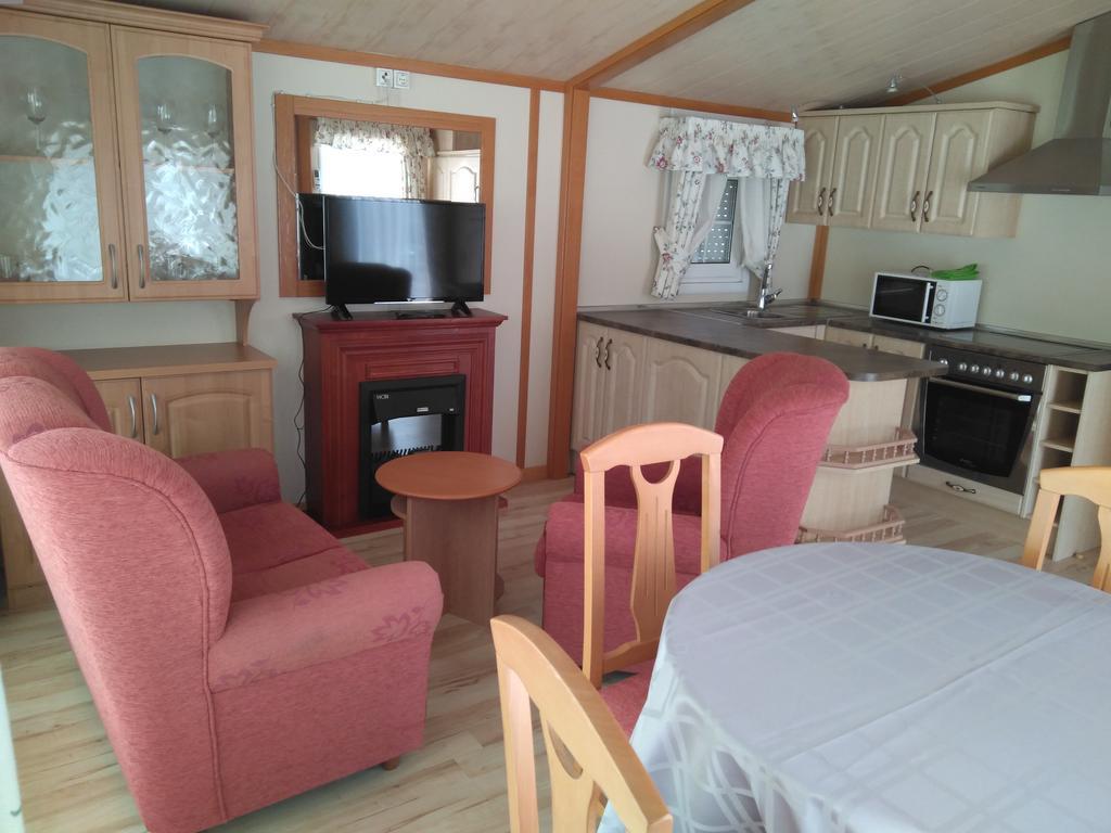 Camping Fuentes Blancas Burgo Eksteriør bilde