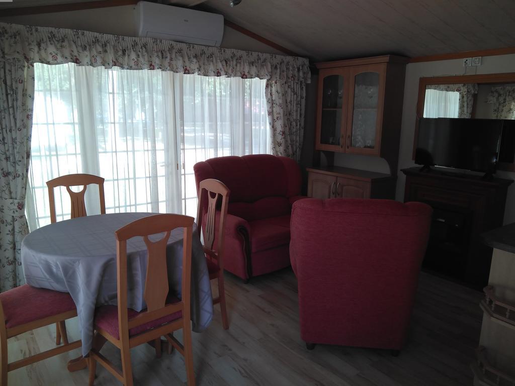 Camping Fuentes Blancas Burgo Eksteriør bilde